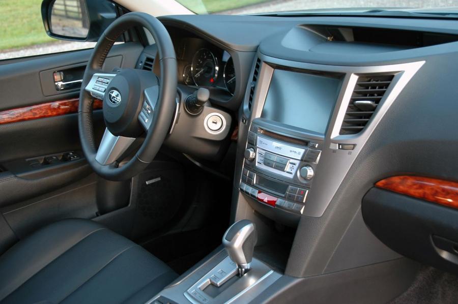  Subaru Outback 2010 года  (фото 26 из 79)
